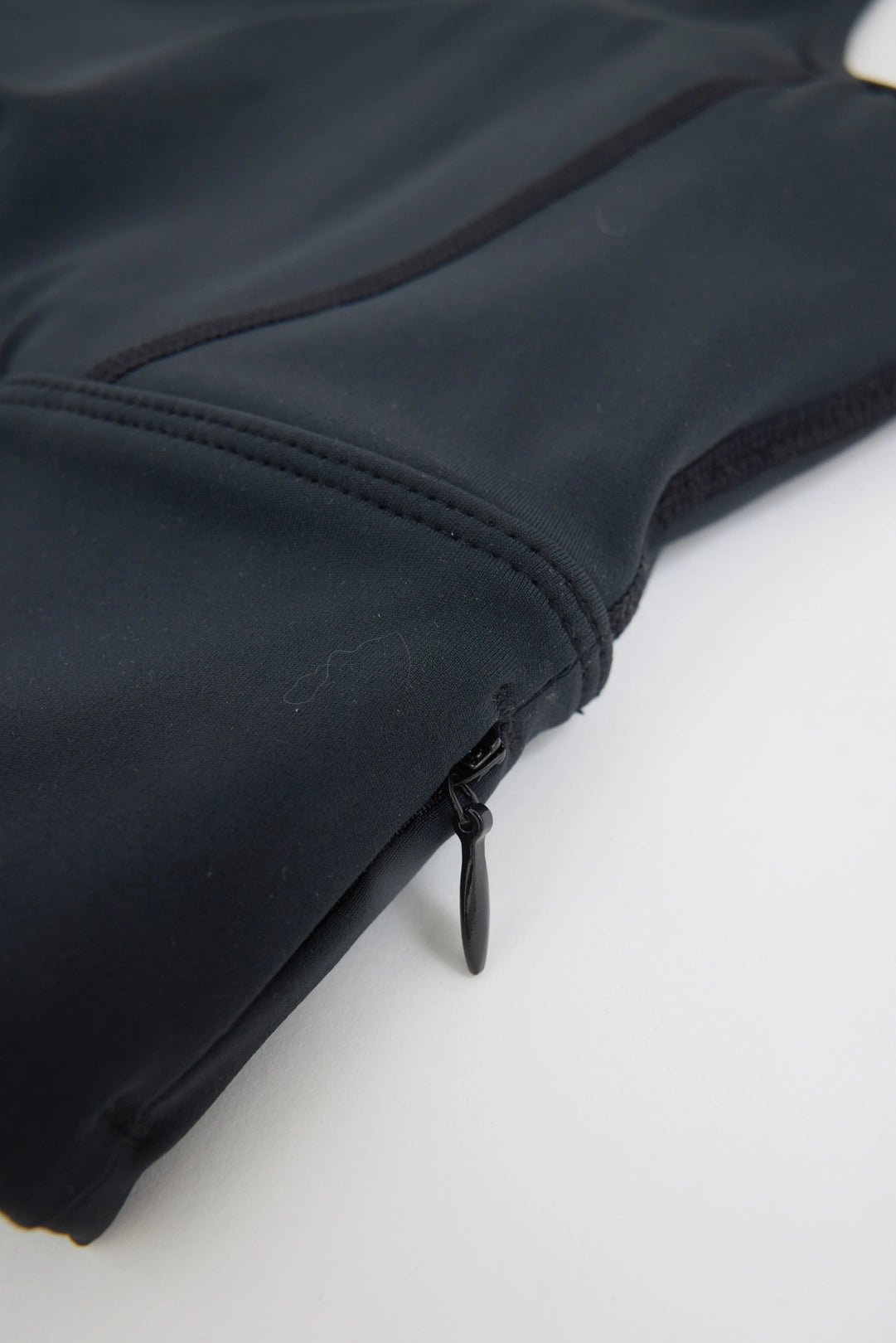 BLACK ACTIVE WOMAN TOP