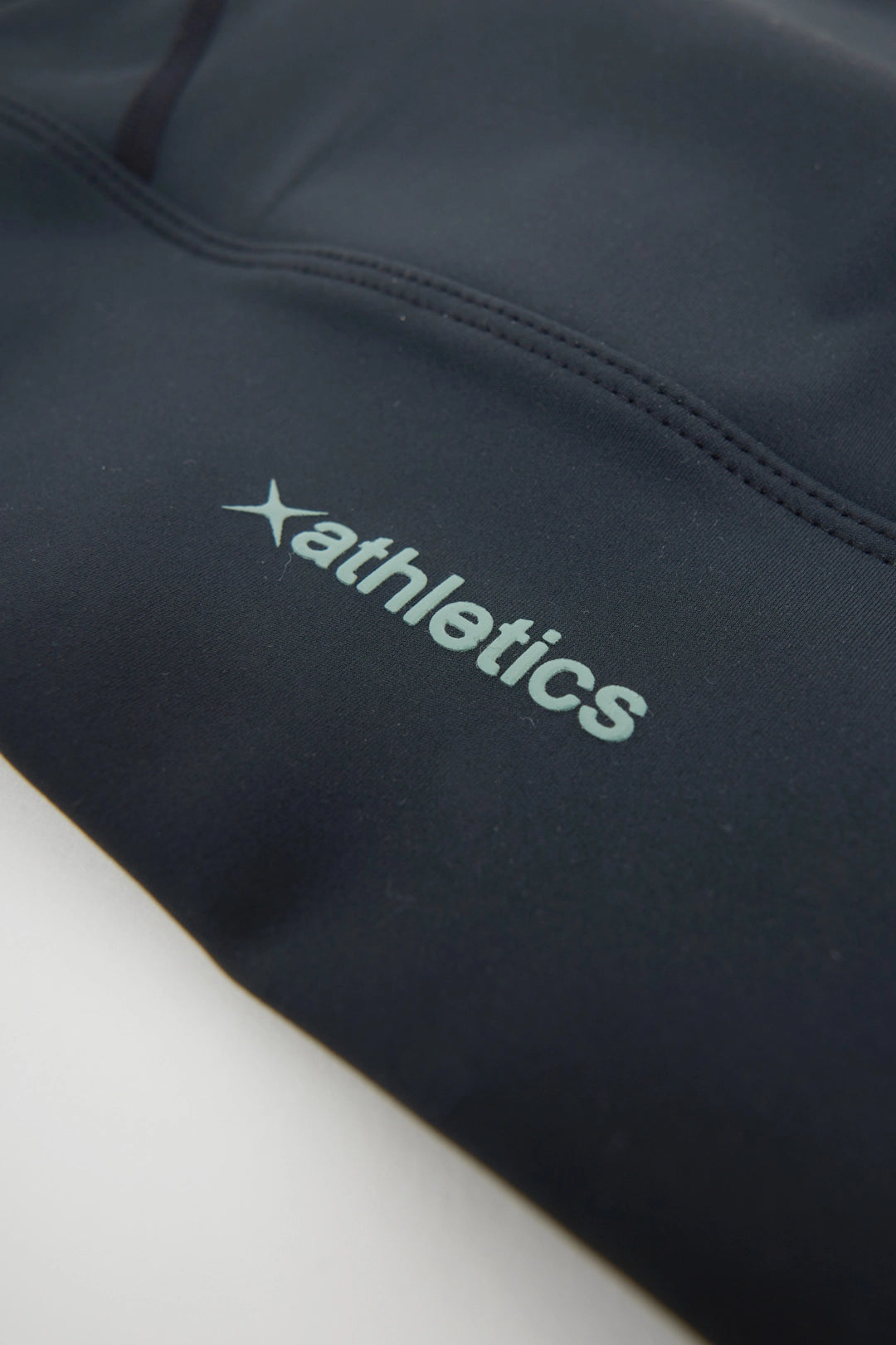 BLACK ACTIVE WOMAN TOP