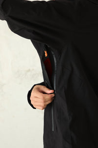 BLACK KILI JACKET