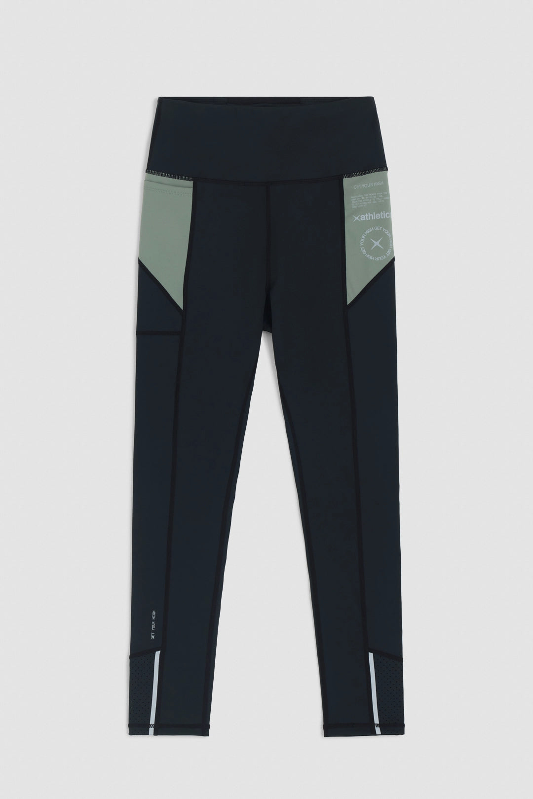 BLACK TRAIN WOMAN LEGGINS