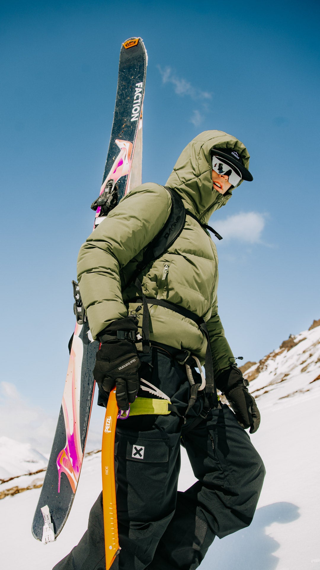 BLACK PULSE TECH PANTS