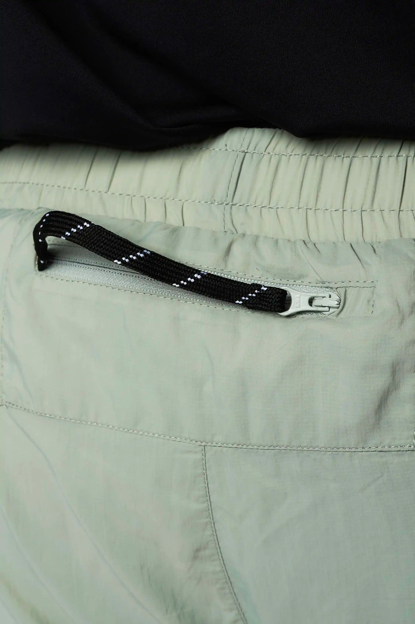 GLACIAR GREY TRAIL SHORTS