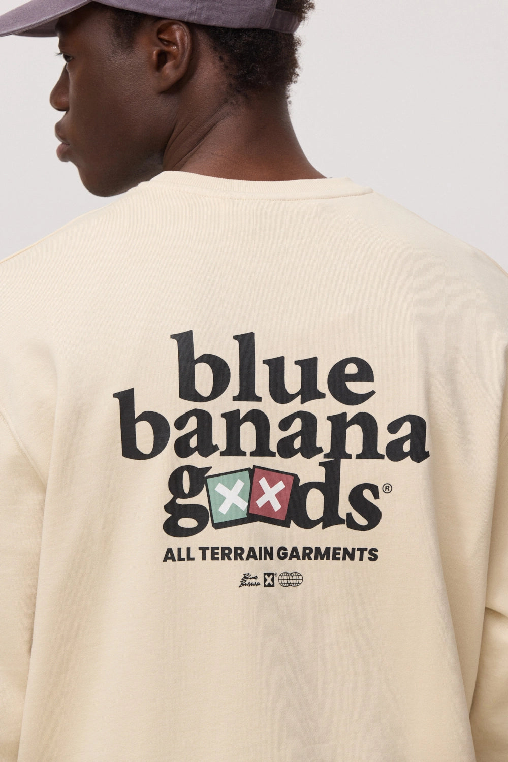 BEIGE GOODS CREW