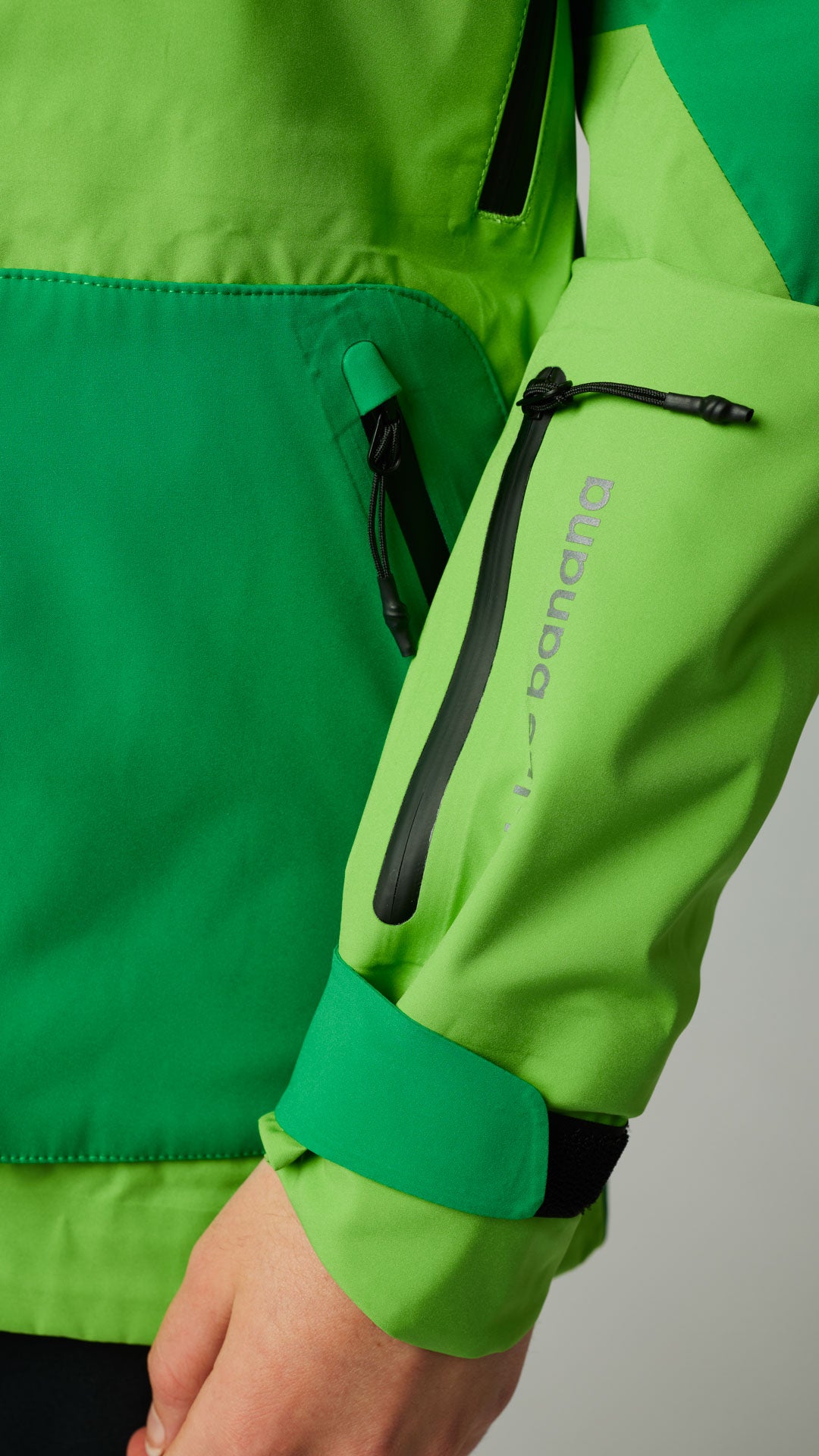 GREEN PULSE JACKET