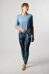 LIGHT BLUE TRAIN TEE
