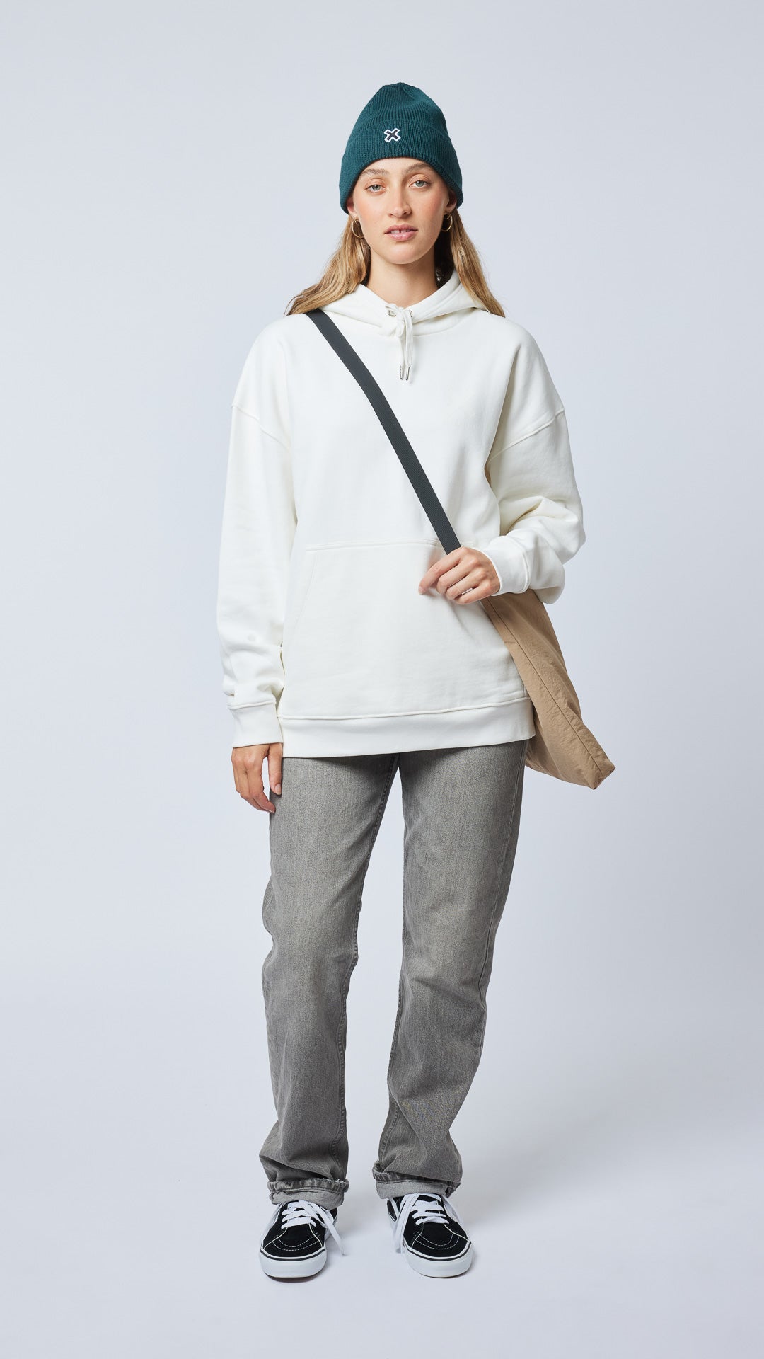 HOODIE KARMA BLANCO ROTO