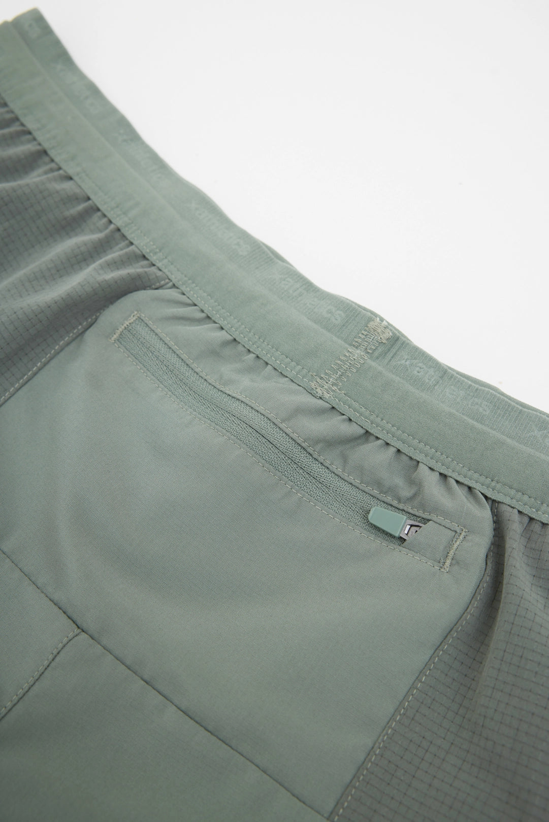 OLIVE GREEN TRAIN SHORTS