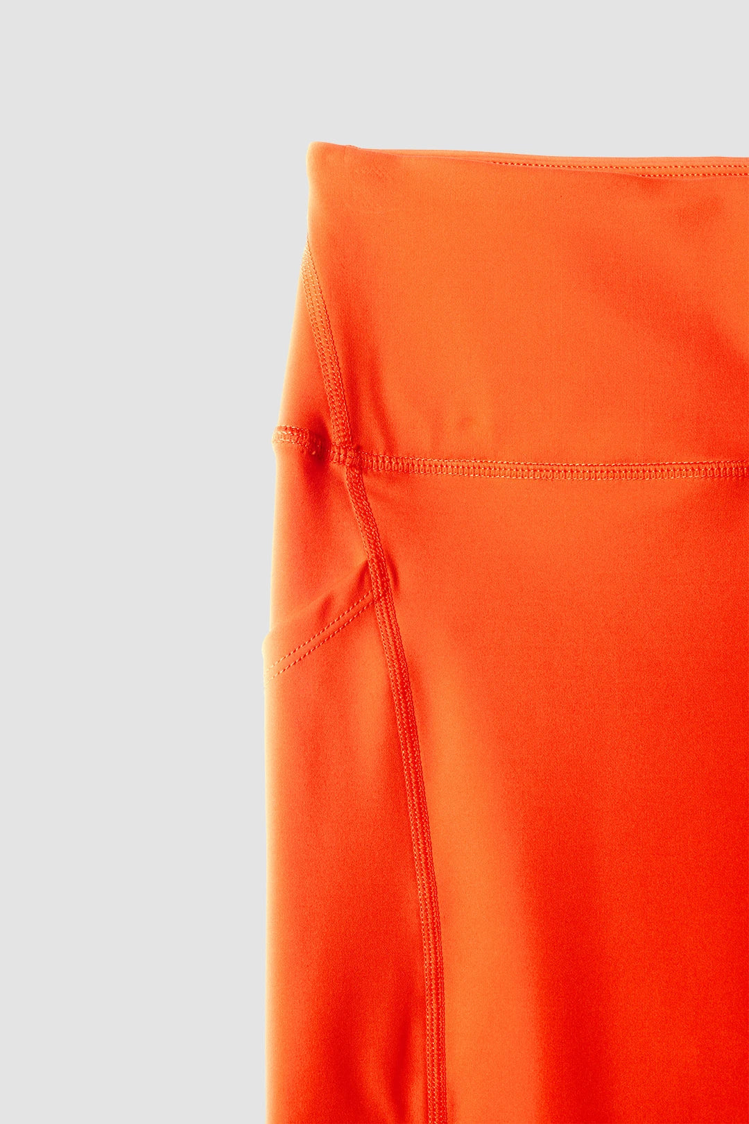 ORANGE TRAIN WOMAN LEGGINS