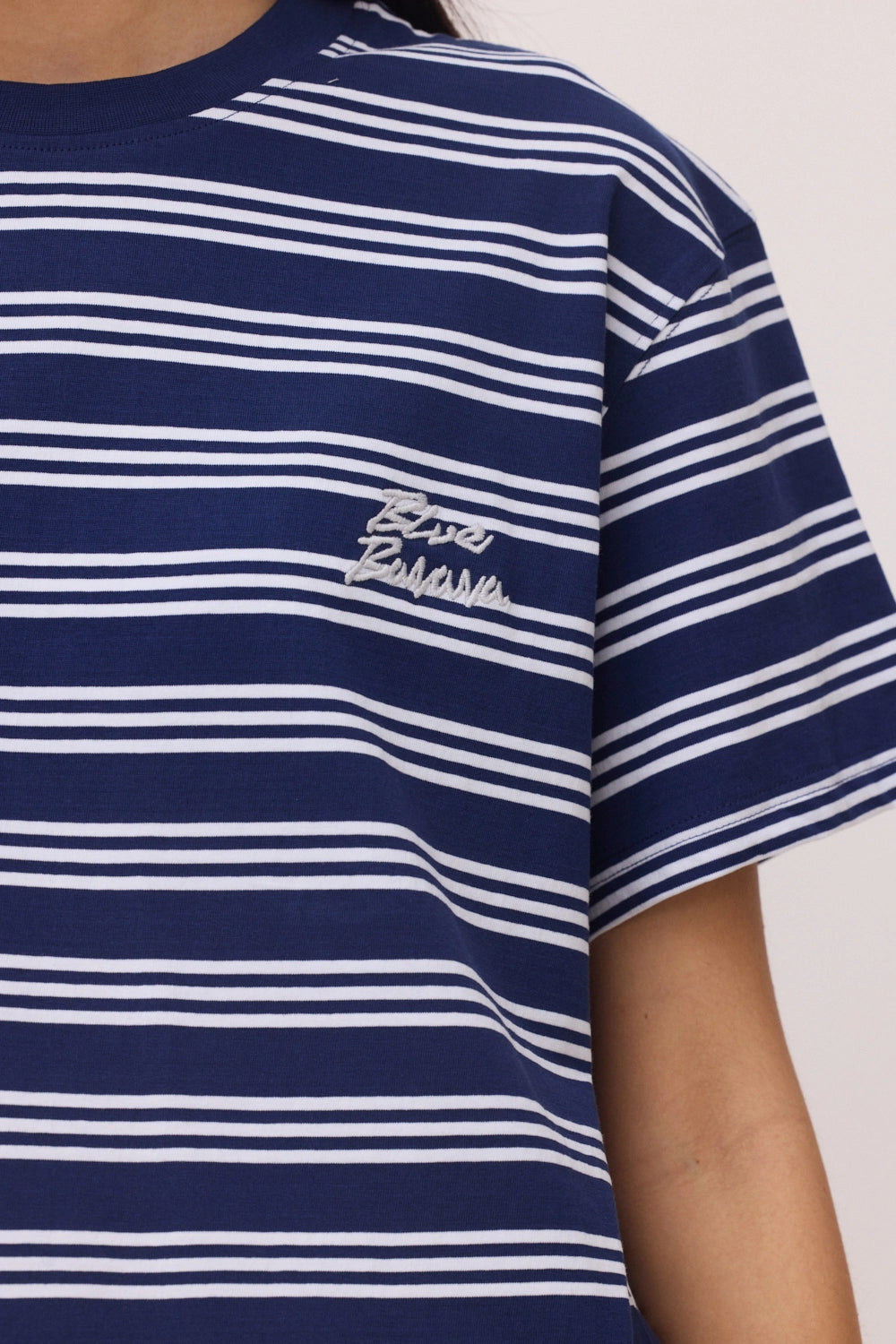 NAVY STRIPES TEE