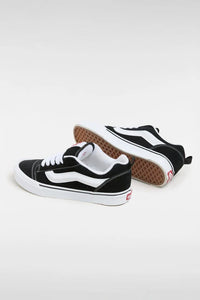 Knu Skool Black/True Whit