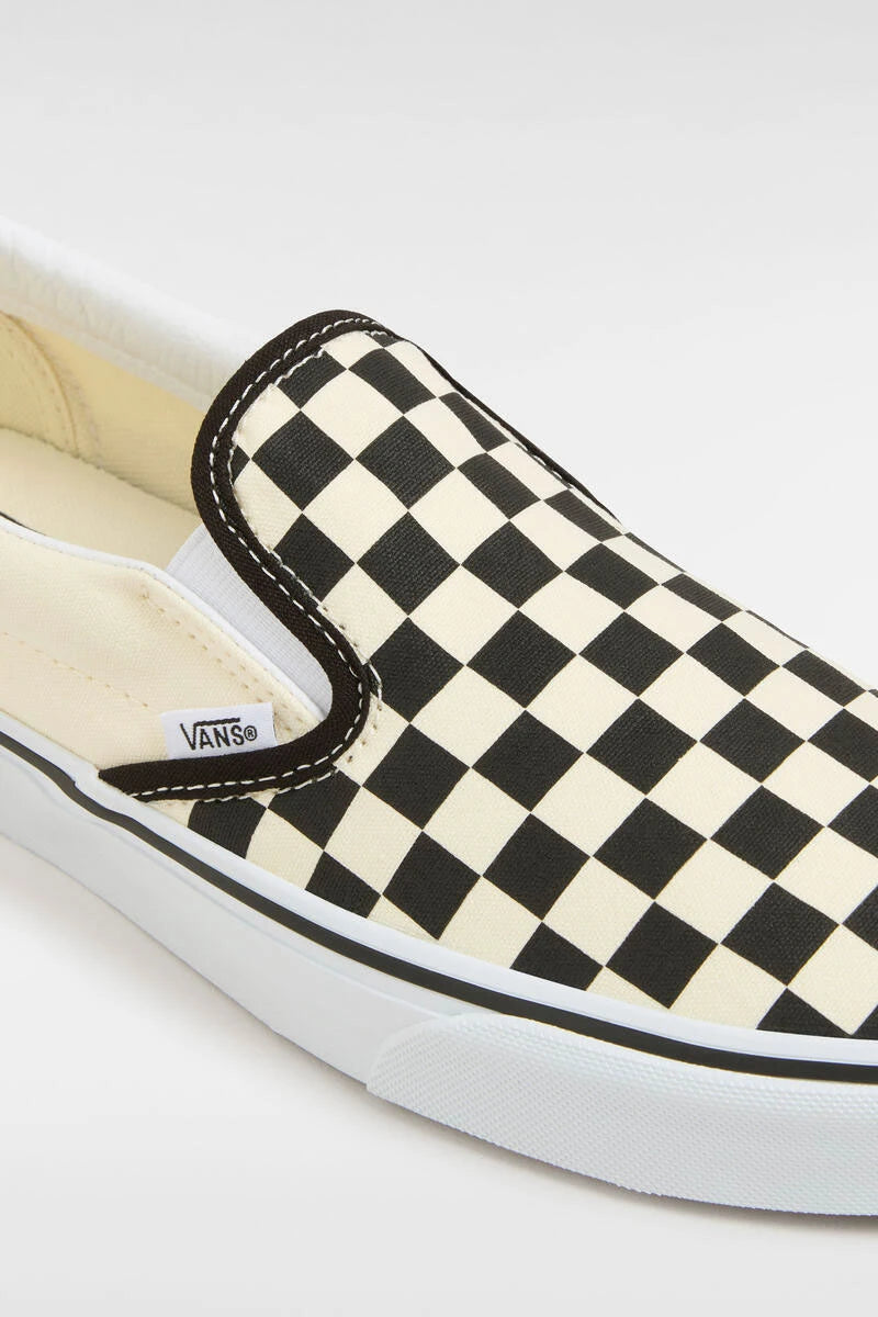TÊNIS VANS CLÁSSICO SLIP-ON PRETO