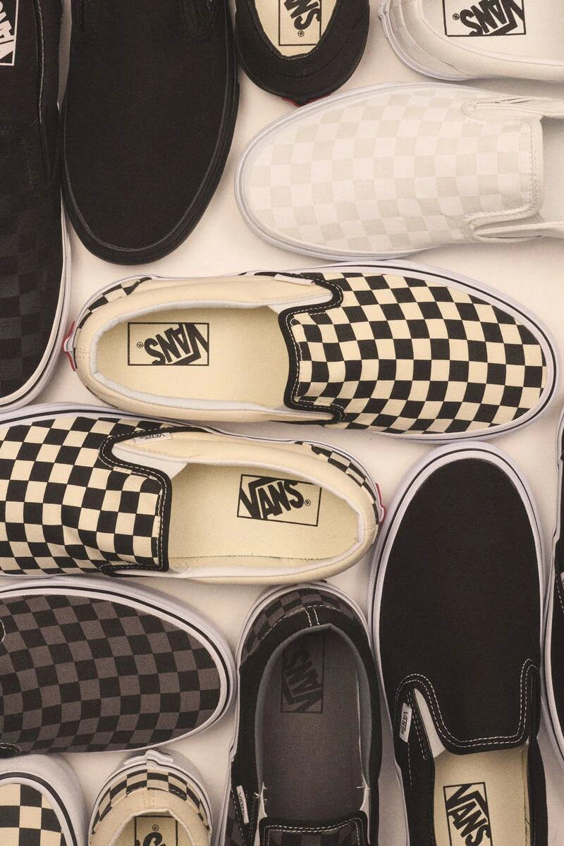 TÊNIS VANS CLÁSSICO SLIP-ON PRETO