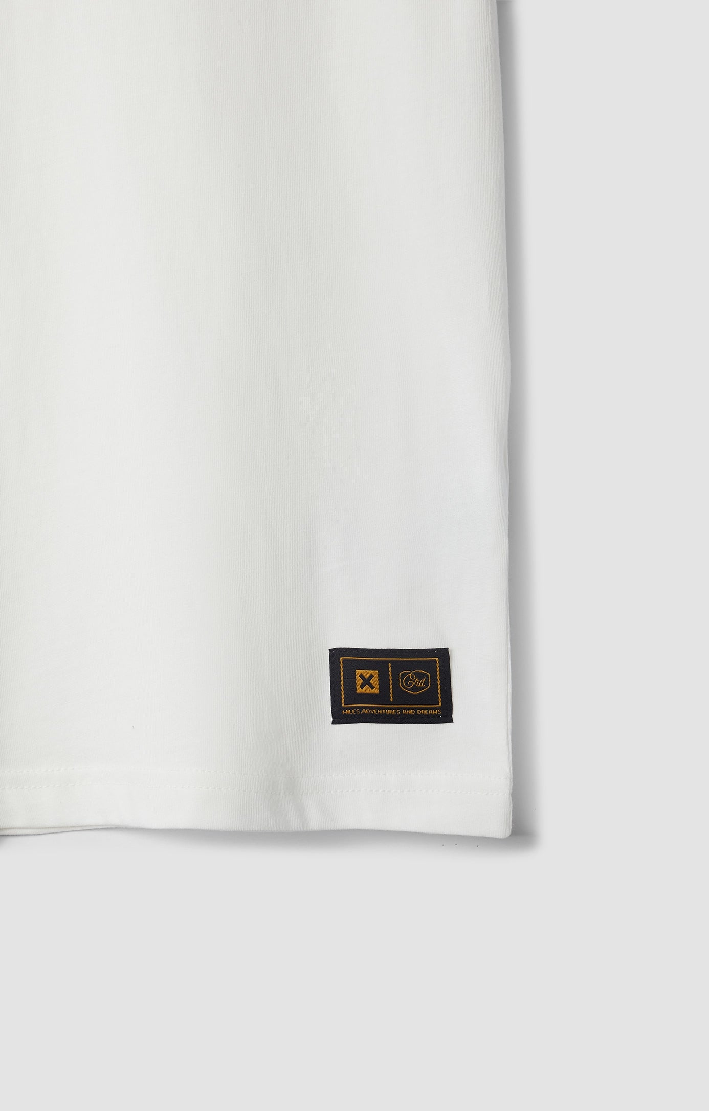 WHITE CRD PREMIUM BASIC TEE